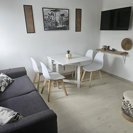 Apartment A 500m De La Mer, 4 Couchages, Parking Securise - Fr-1-746-15 Courseulles-sur-Mer